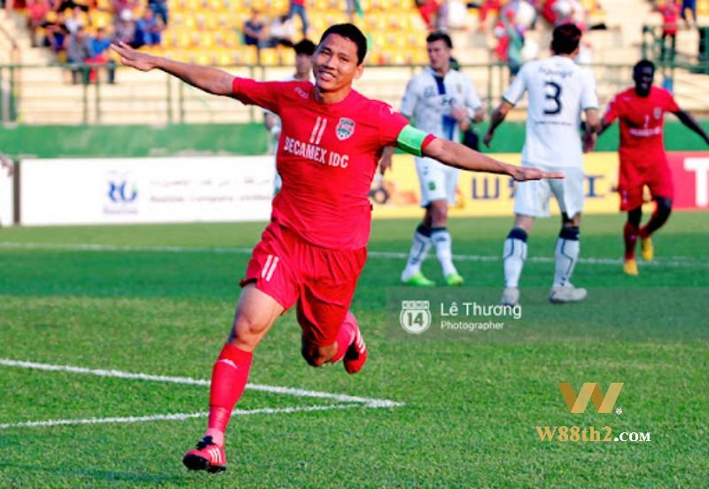 Anh Duc ขณะอยู่ที่สโมสร Becamex Binh Duong