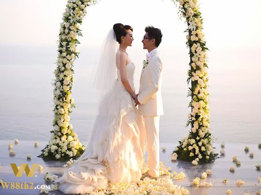 ฝันเห็นงานแต่งตีเป็นเลขอะไร